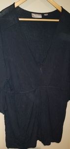 Avenue 22/24 black v neck long sleeve